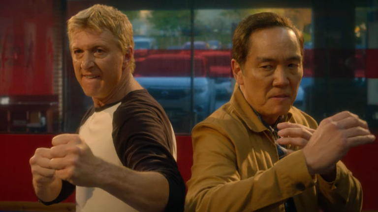 Mais alianças e mais rivais confira o último trailer da 5ª temporada de Cobra Kai