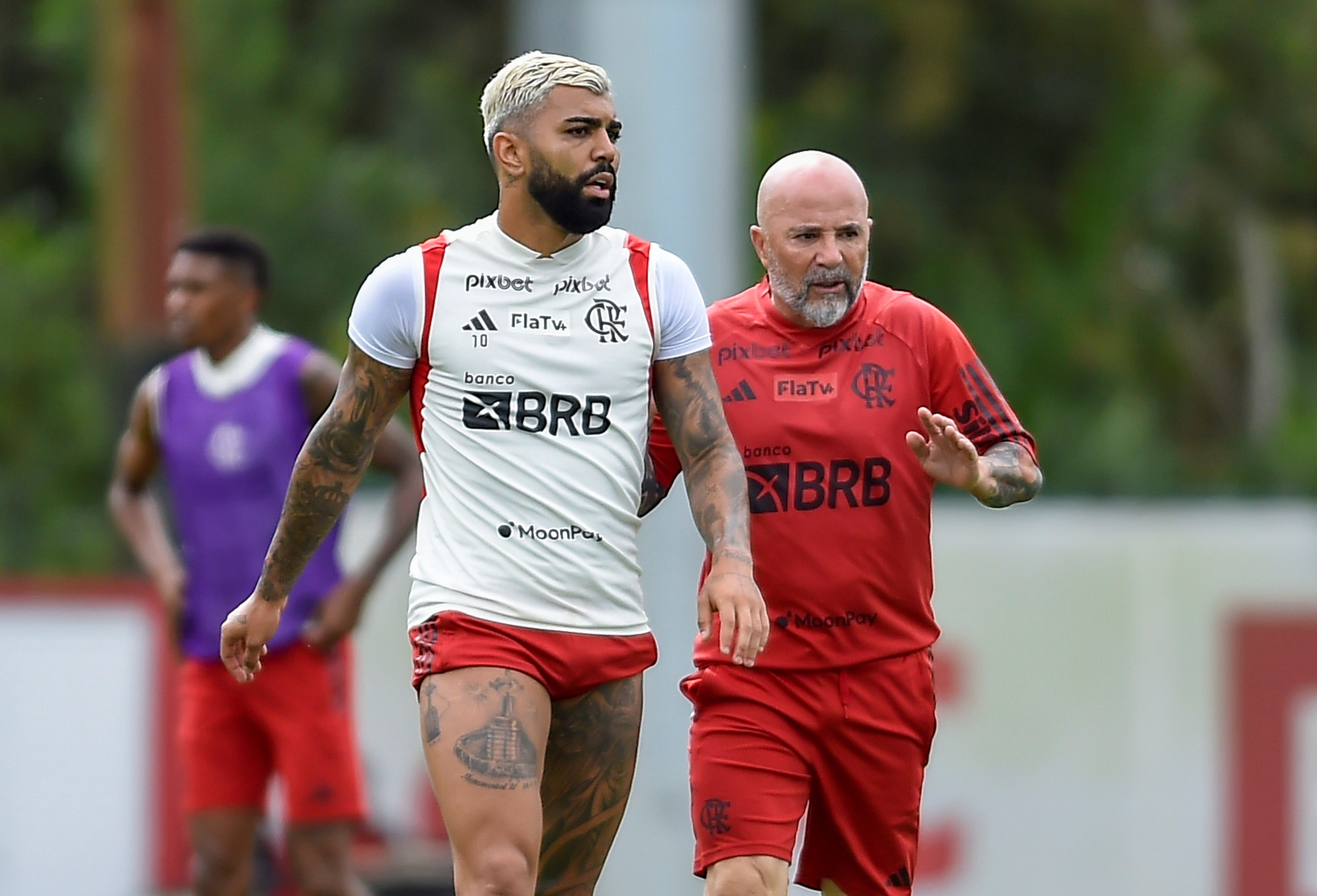 Desvendando a crise nos bastidores do Flamengo