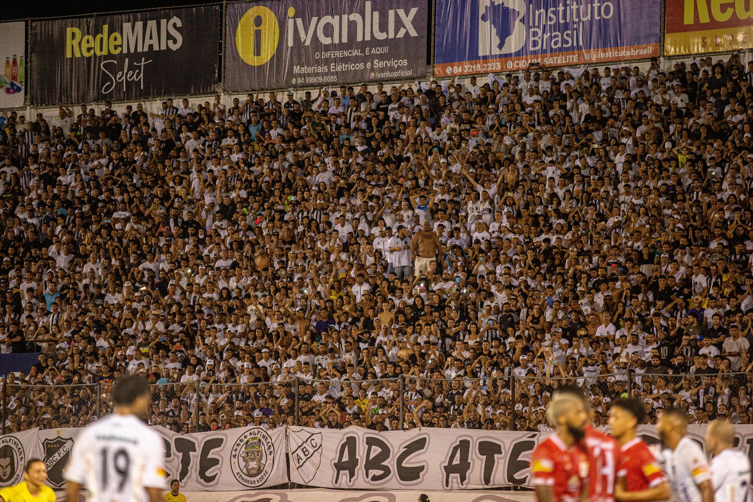 MPRN pede suspensão de torcidas organizadas do ABC após ataques a jogadores