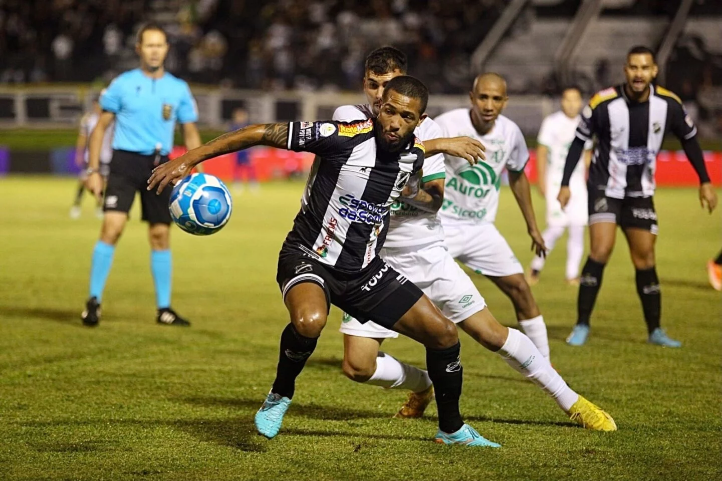 Em momento difícil na Série B, ABC pode perder atacante artilheiro (Foto: Rennê Carvalho/ABC F.C.)