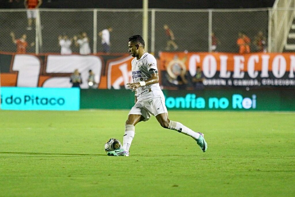 Abaixo na partida, Wallyson foi substituído pelo técnico do ABC, no intervalo. (Foto: Rennê Carvalho/ABC F.C.)