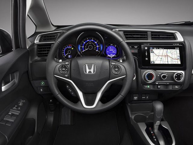 Honda-WR-V-interior