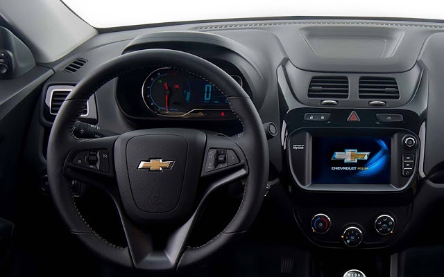 Chevrolet-Cobalt-2017 (1)