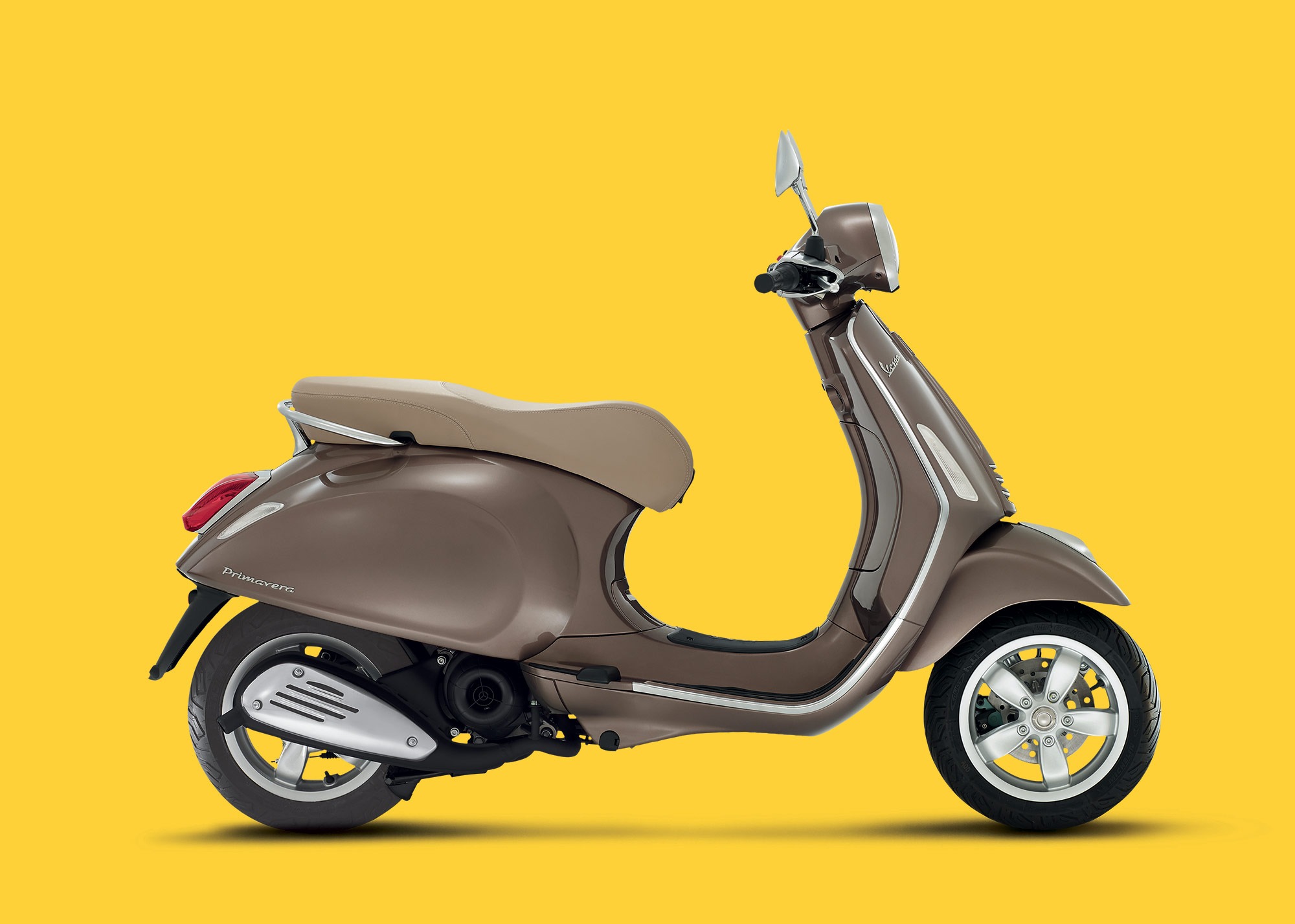 vespa (ANSA) - O grupo Piaggio revelou nesta terça-feira (4) os detalhes da famosa motocicleta Vespa que será vendida no Brasil em parceria da companhia de investimento Asset Becley.