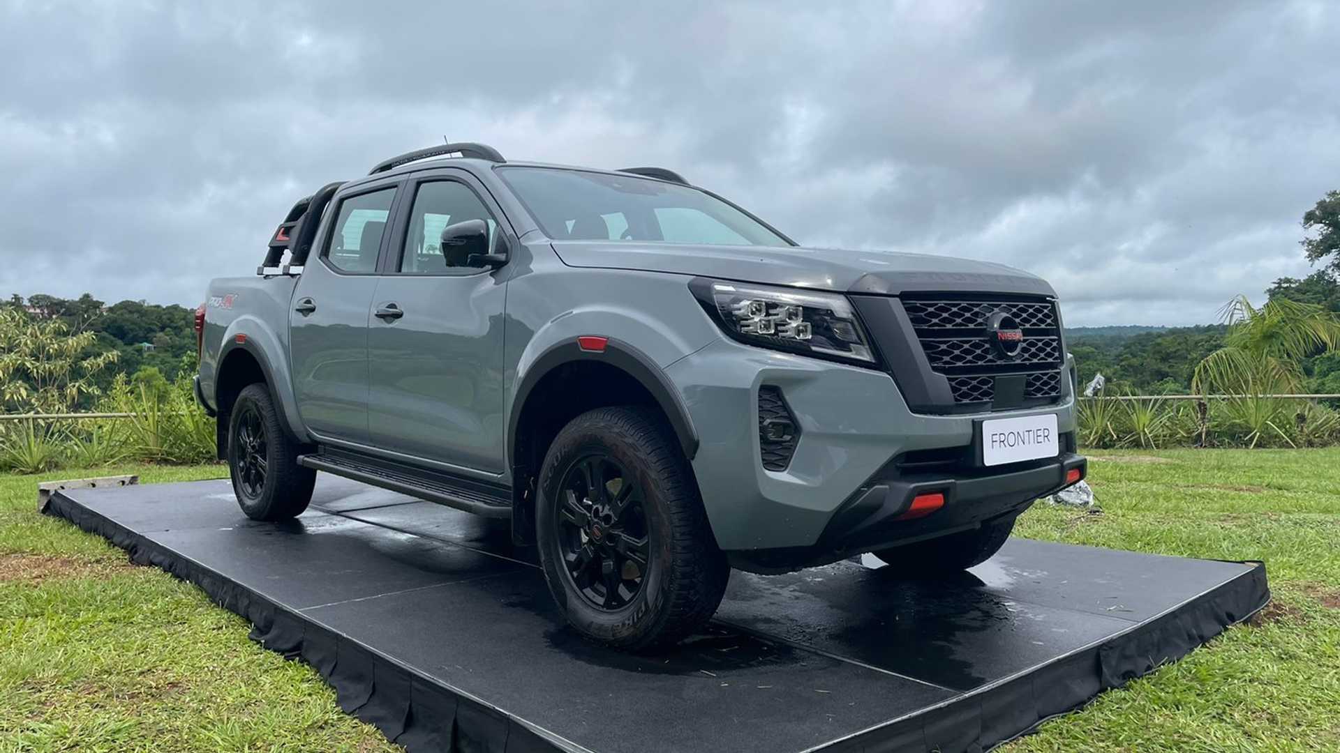 Nissan Frontier 2023