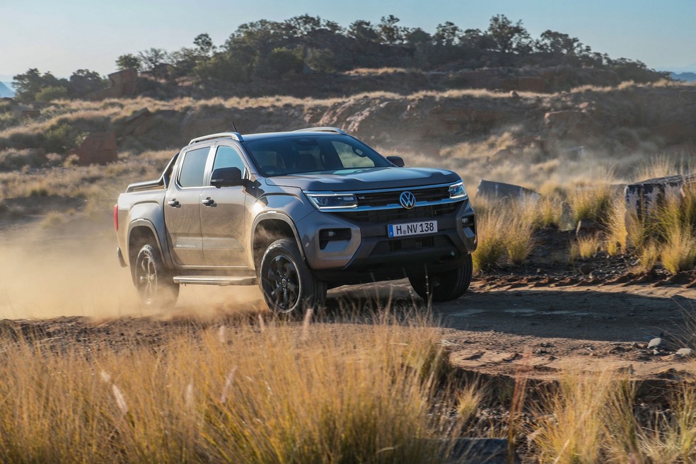 2023 vw amarok 74 As pessoas jurídicas (com CNPJ) podem adquirir a nova Volkswagen Amarok 2023 durante todo o mês de outubro, com descontos especiais de 11% nas versões Comfortline V6 e Highline V6. A marca alemã é mais uma das montadoras que oferta condições exclusivas e diferenciadas na modalidade de vendas diretas para CNPJ.