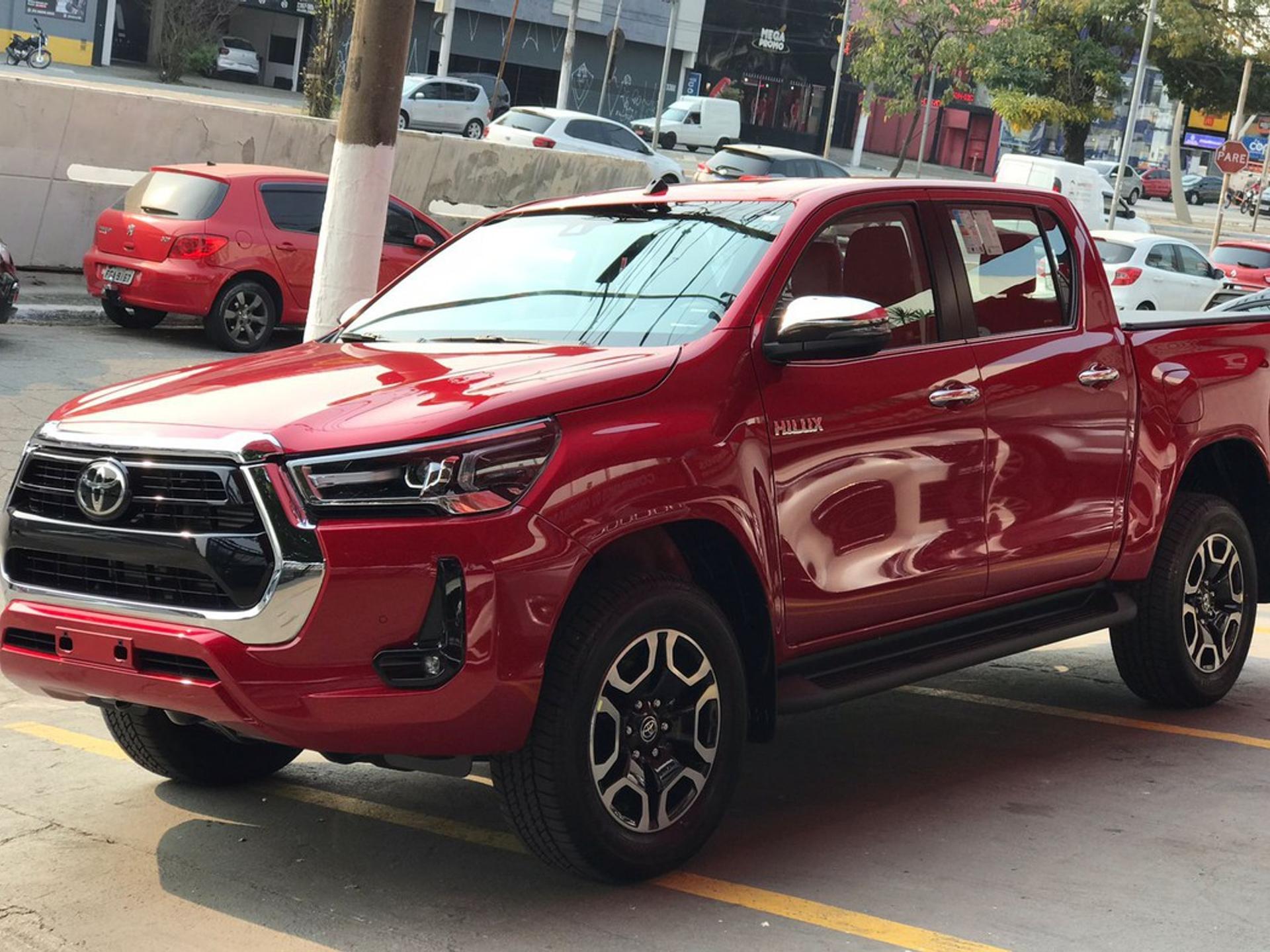 Toyota Hilux 2023