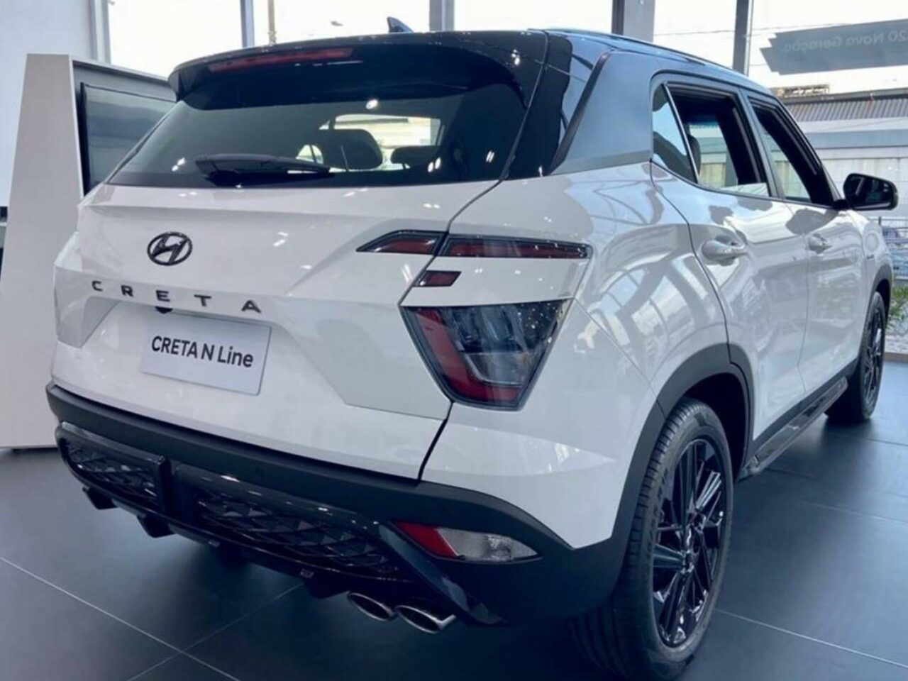 hyundai creta 2.0 flex n line night edition automatico wmimagem13504037073 O Hyundai Creta PcD pode ser adquirido nas concessionárias de todo o país, oferecendo benefícios exclusivos para pessoas com deficiência que desejam comprar um carro com isenção de impostos. Durante todo o mês de junho, está em vigor uma campanha especial com descontos promocionais, que chegam a até R$ 14.011,00. Portanto, os interessados em adquirir esse veículo têm a oportunidade de aproveitar as vantagens oferecidas durante esse período.