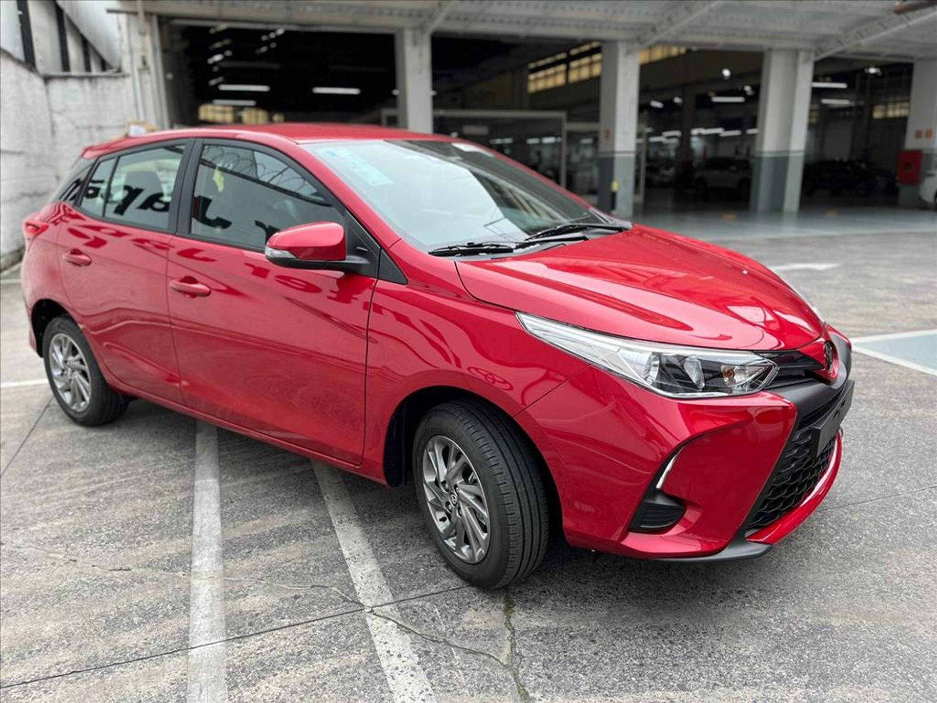 Toyota Yaris XL PcD 2024