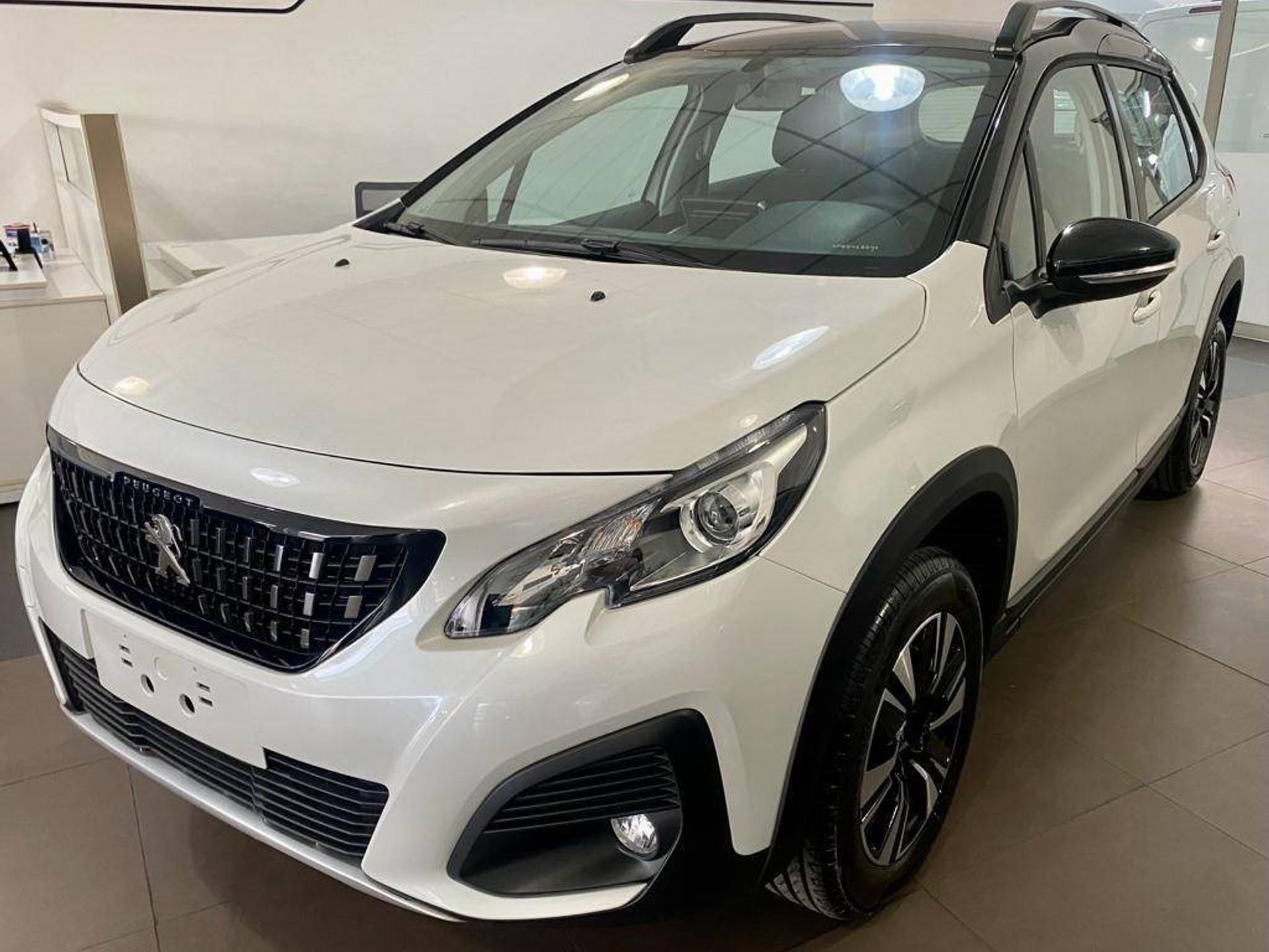 Peugeot 2008 PcD 2024