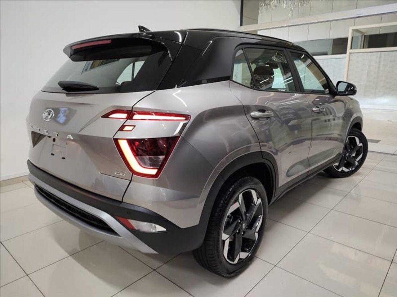 hyundai creta 2.0 flex ultimate automatico wmimagem11004507176 O SUV na versão Ultimate combina tecnologia, segurança e conforto em um pacote impressionante, tornando cada viagem uma experiência agradável e sofisticada