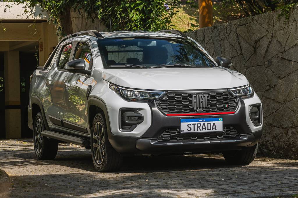 Fiat Strada Ultra CNPJ 2024