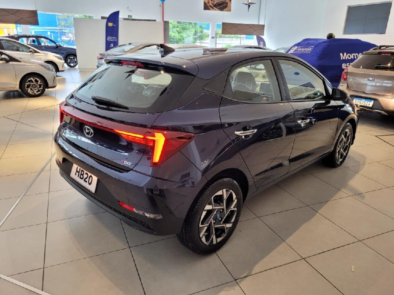 hyundai hb20 1.0 tgdi flex platinum automatico wmimagem14593805485 O hatch é um compacto que conquistou popularidade no mercado automobilístico brasileiro, devido ao seu design atraente, recursos tecnológicos e variedade de opções para os compradores escolherem de acordo com suas preferências