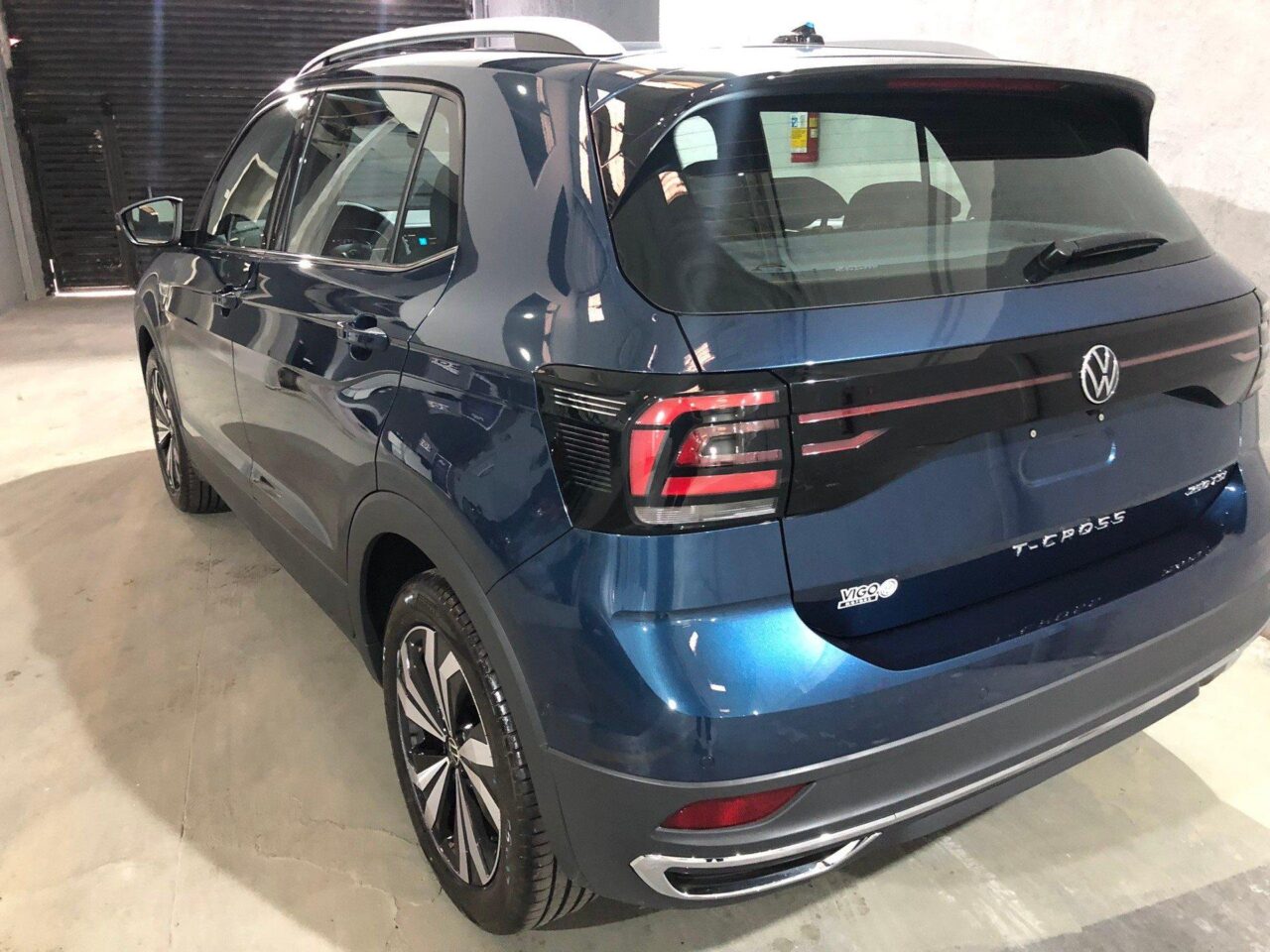 volkswagen tcross 1.4 250 tsi total flex highline automatico wmimagem16550781940 Ao longo de todo o mês de setembro, as pessoas com deficiência (PcD) podem adquirir o SUV com redução de IPI. Além disso, o Volkswagen T-Cross Comfortline possui uma vasta lista de equipamentos e é equipado com o conceituado motor 200 TSI