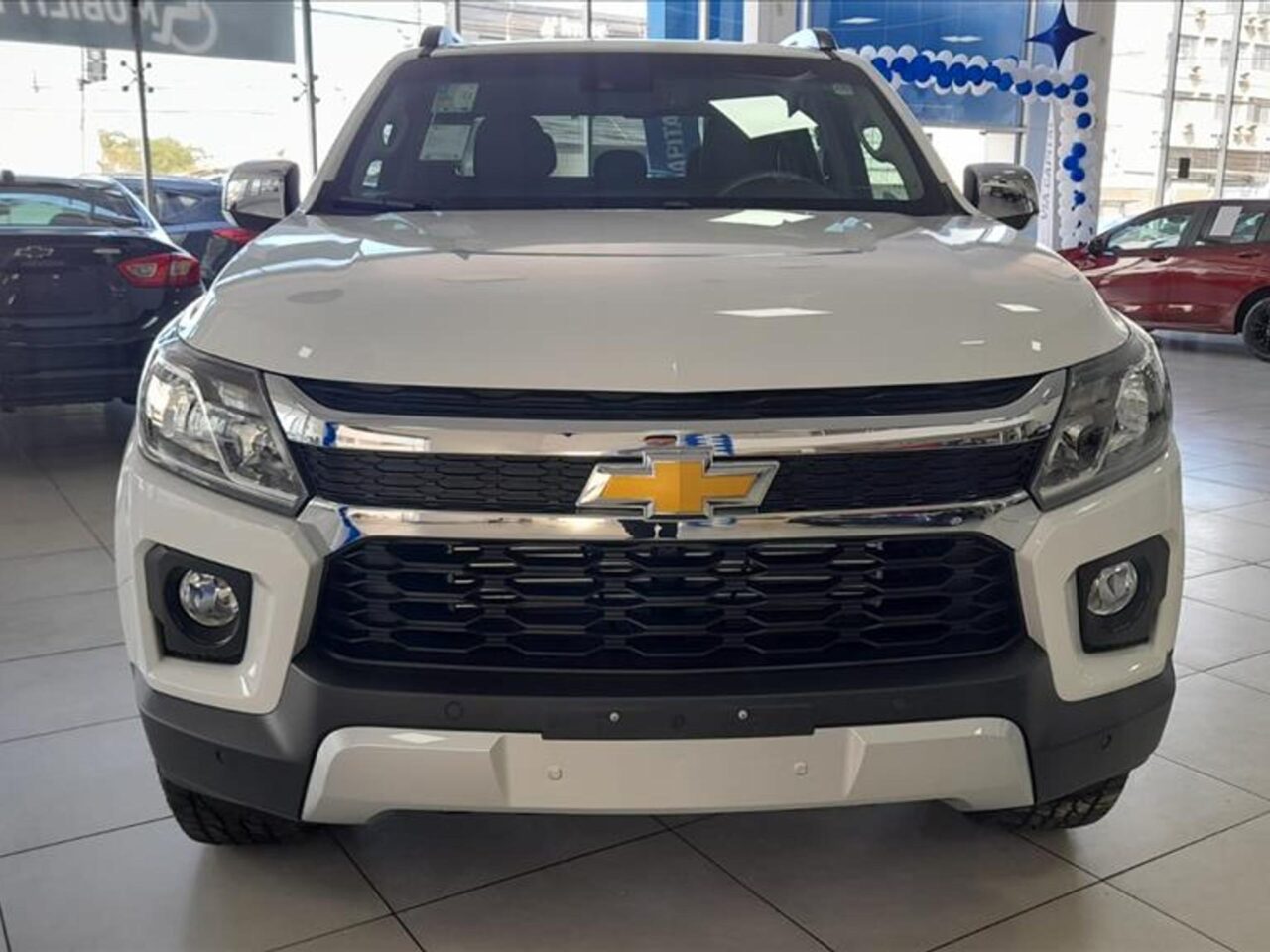 chevrolet s10 2.8 16v turbo diesel ltz cd 4x4 automatico wmimagem15141609187 1 A picape é ideal para atender às necessidades específicas de empresas ou indivíduos no agronegócio, oferecendo agilidade e resistência. Além disso, a Chevrolet S10 LTZ está com um desconto generoso para essas categorias