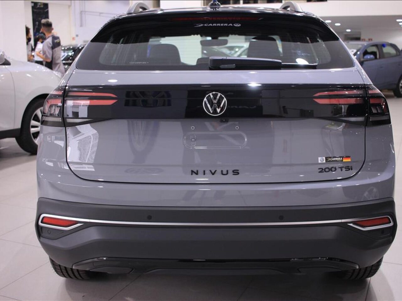 volkswagen nivus 1.0 200 tsi total flex highline automatico wmimagem11401540838 A marca alemã aumentou os descontos no Volkswagen Nivus durante a campanha de outubro, destinada a vendas diretas para pessoas com deficiência (PcD). O SUV possui um bom motor, eficiência no consumo de combustível e amplo espaço interno