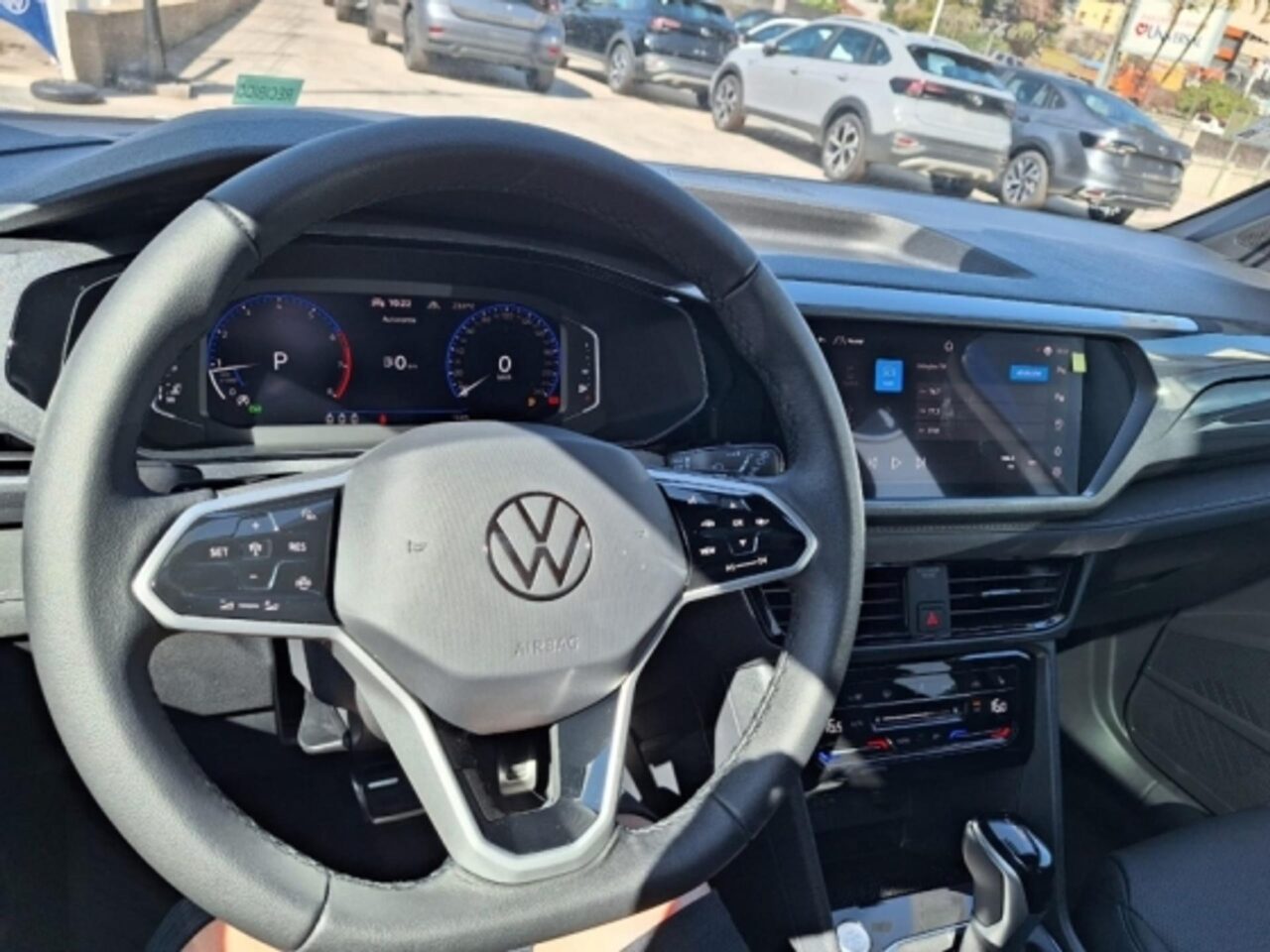 volkswagen taos 1.4 250 tsi total flex highline automatico wmimagem17021877463 Durante todo o mês de outubro, está em andamento uma campanha especial que proporciona uma oportunidade exclusiva para pessoas com deficiência adquirirem o Volkswagen Taos com isenção do Imposto sobre Produtos Industrializados (IPI), resultando em um desconto generoso