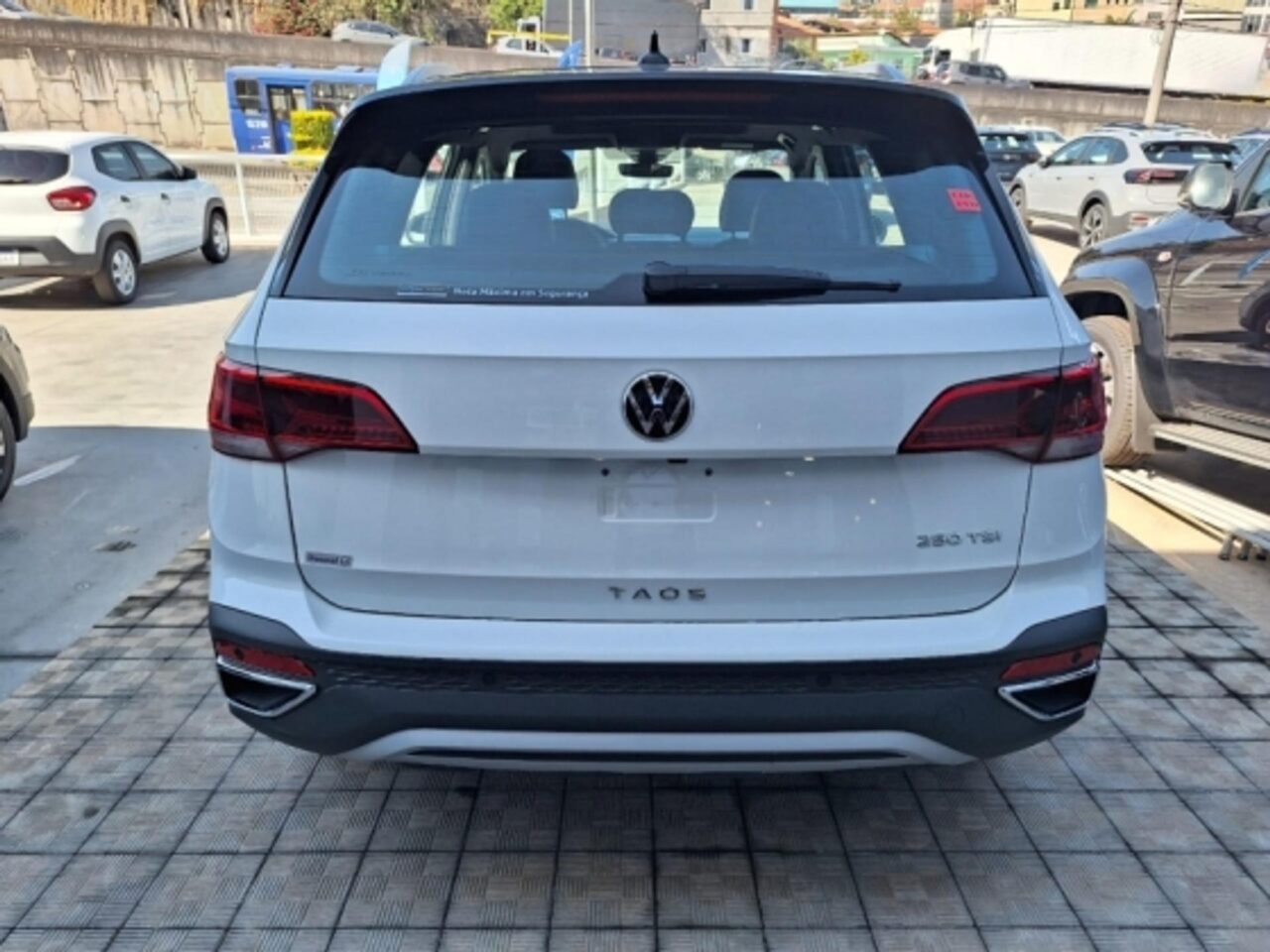 volkswagen taos 1.4 250 tsi total flex highline automatico wmimagem17031607931 Durante todo o mês de outubro, está em andamento uma campanha especial que proporciona uma oportunidade exclusiva para pessoas com deficiência adquirirem o Volkswagen Taos com isenção do Imposto sobre Produtos Industrializados (IPI), resultando em um desconto generoso