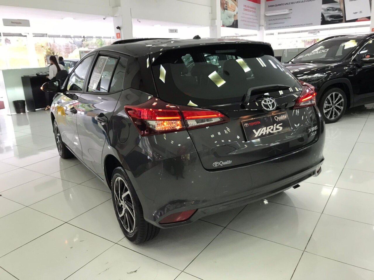 toyota yaris 1.5 16v flex xls multidrive wmimagem15562942634 Durante a campanha de novembro, o Toyota Yaris hatch se apresenta como uma excelente opção para pessoas com deficiência (PcD), oferecendo confiabilidade e um desconto atrativo