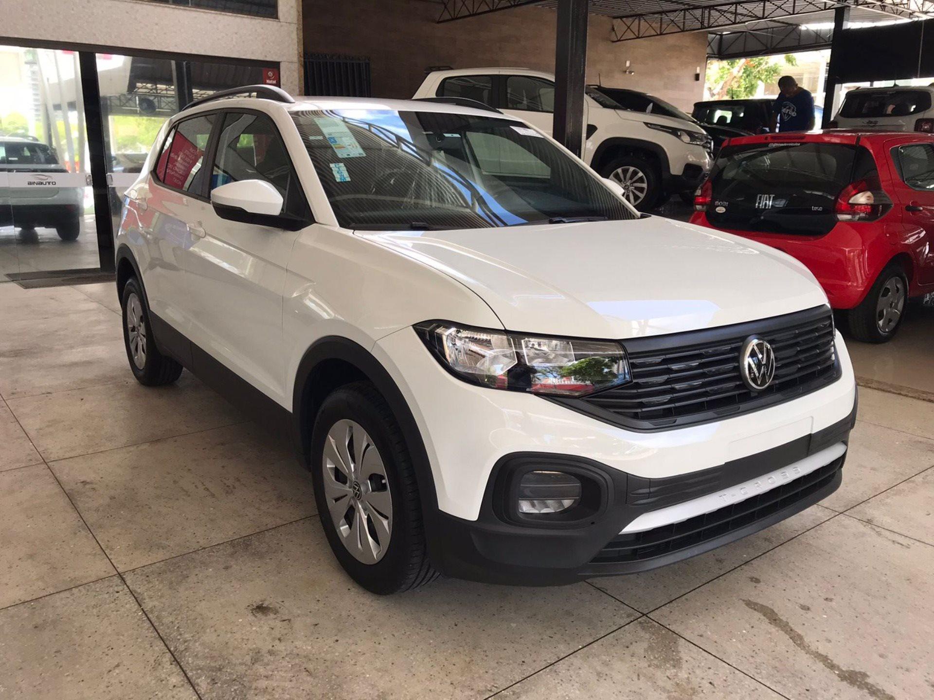 Volkswagen T-Cross 200 TSI PcD 2024