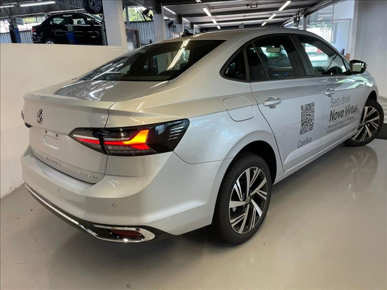 volkswagen virtus 1.0 200 tsi highline automatico wmimagem13574278367 Com motorização turbinada e transmissão automática, o Volkswagen Virtus 170 TSI AT representa uma excelente opção para pessoas com deficiência (PcD), oferecendo também um desconto atraente