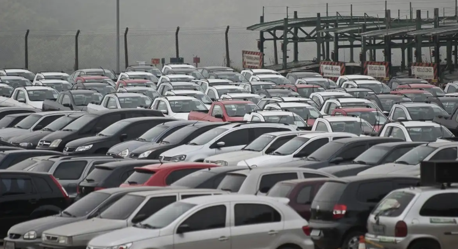 Valor do IPVA do ano de 2024 irá depender de preço do carro, divulgado pela Tabela Fipe, e da alíquota estadual (Foto: Agência Brasil)