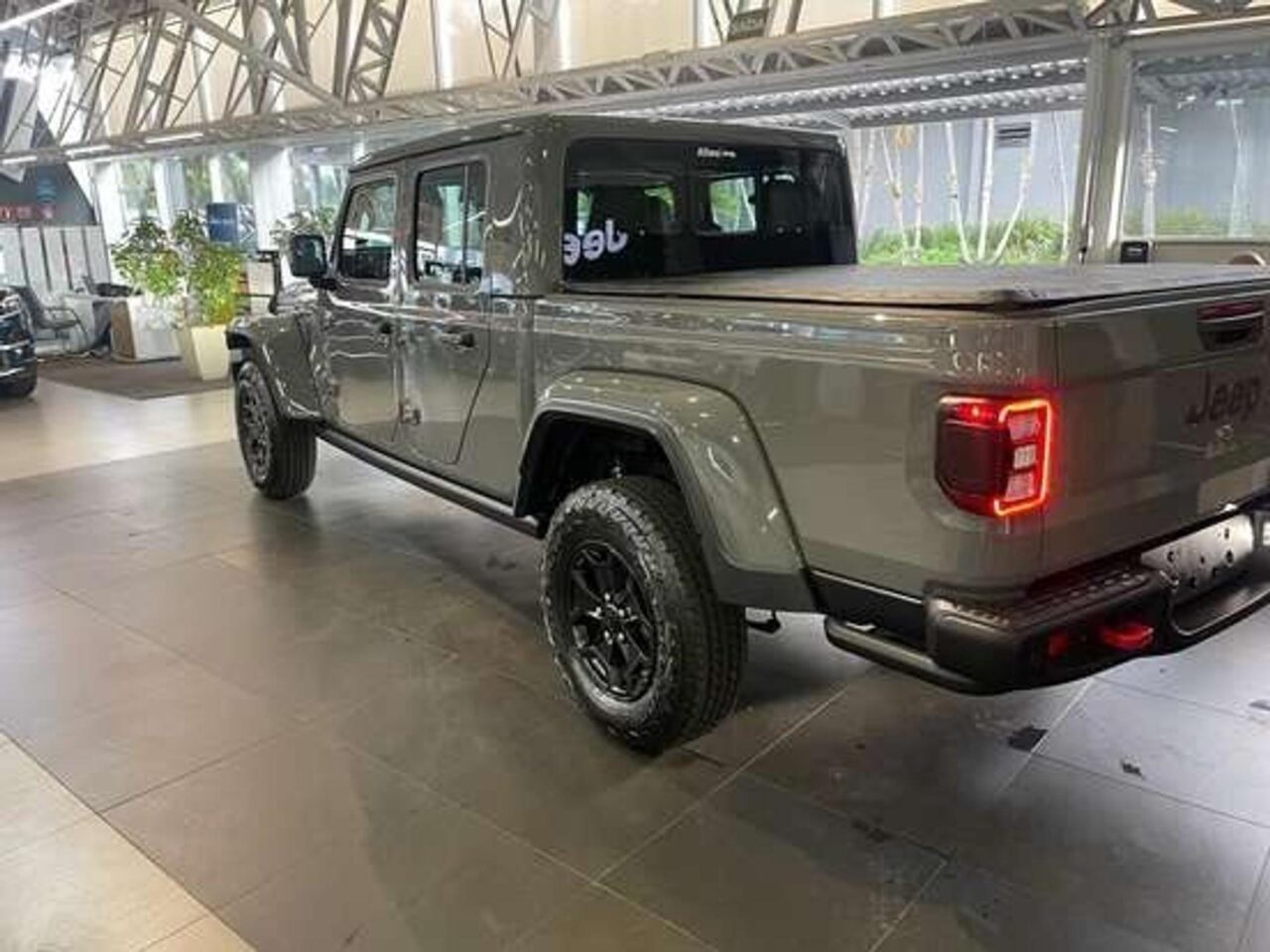 Jeep Gladiator 2024