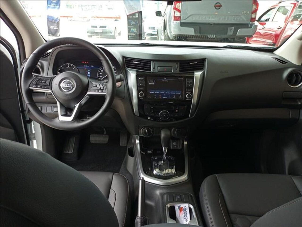 Nissan Frontier XE 2024