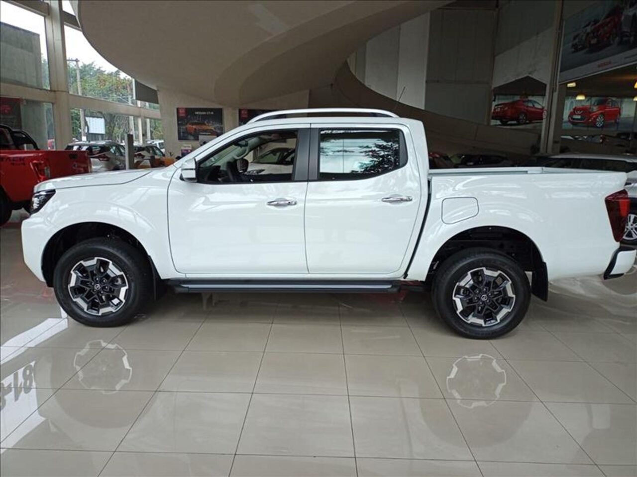 Nissan Frontier XE 2024