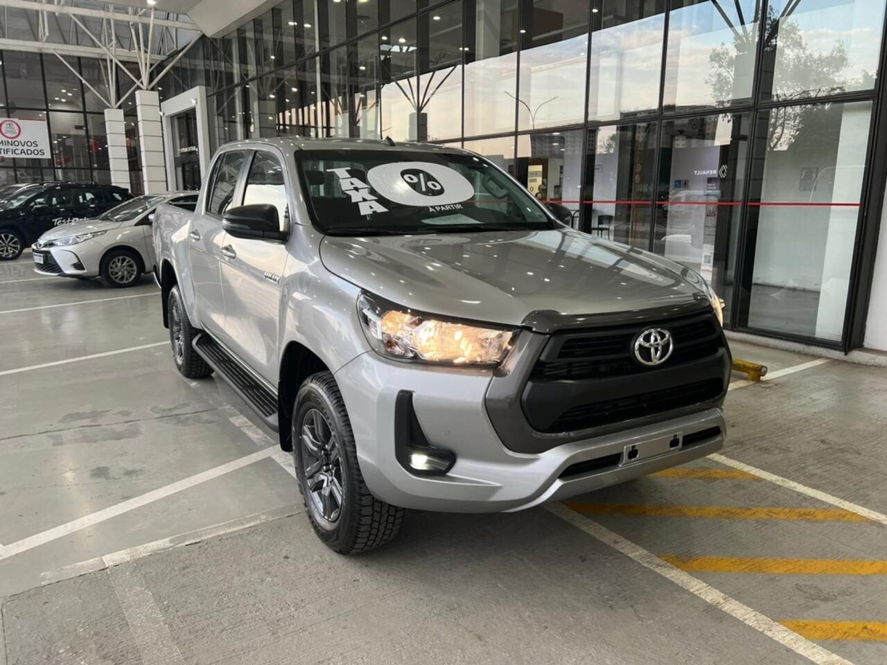 Toyota Hilux SR 2024