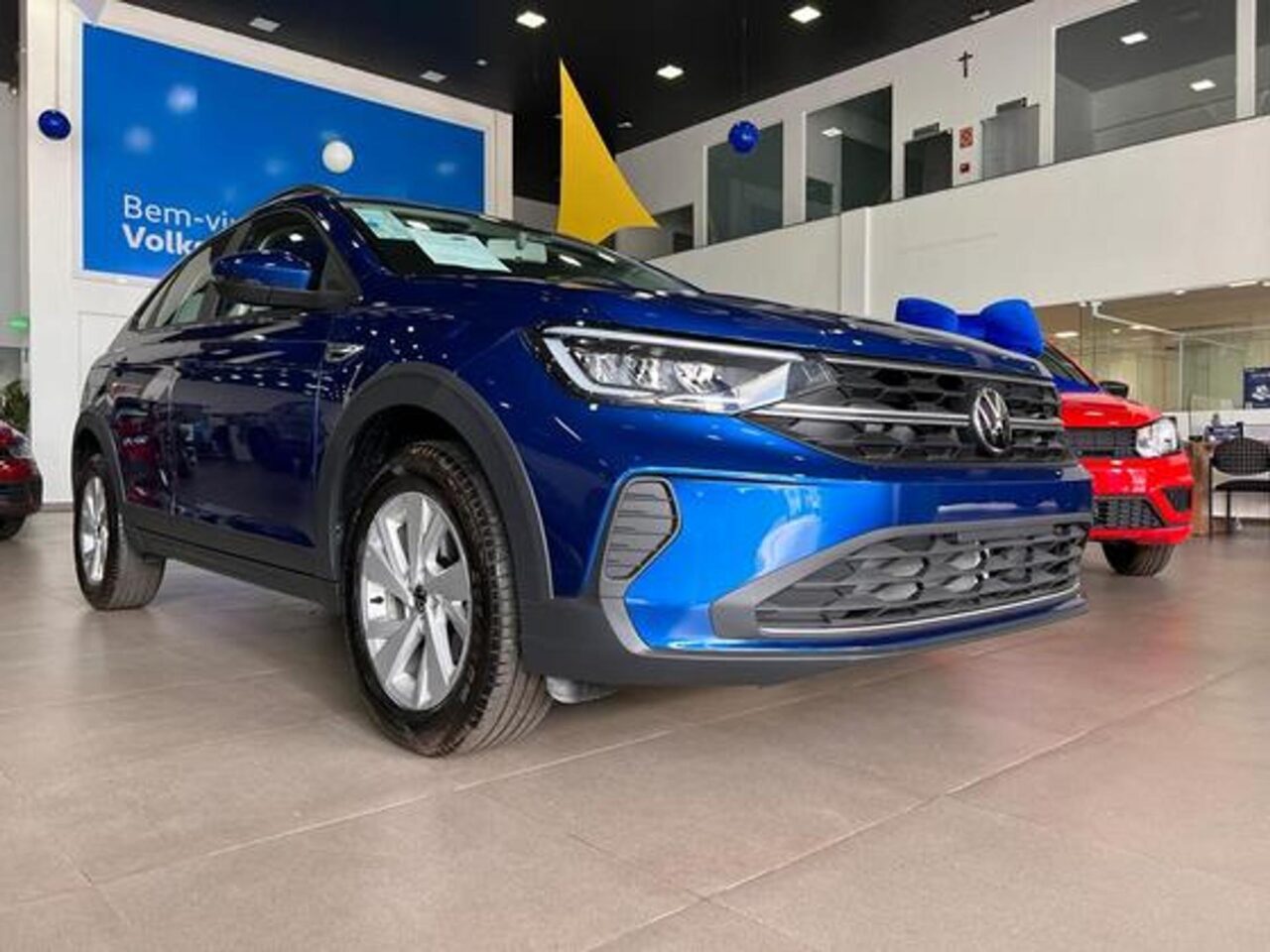 volkswagen nivus 1.0 200 tsi total flex comfortline automatico wmimagem16453426992 1 Mesmo sendo uma versão básica, o Volkswagen Nivus Comfortline possui uma lista completa de equipamentos