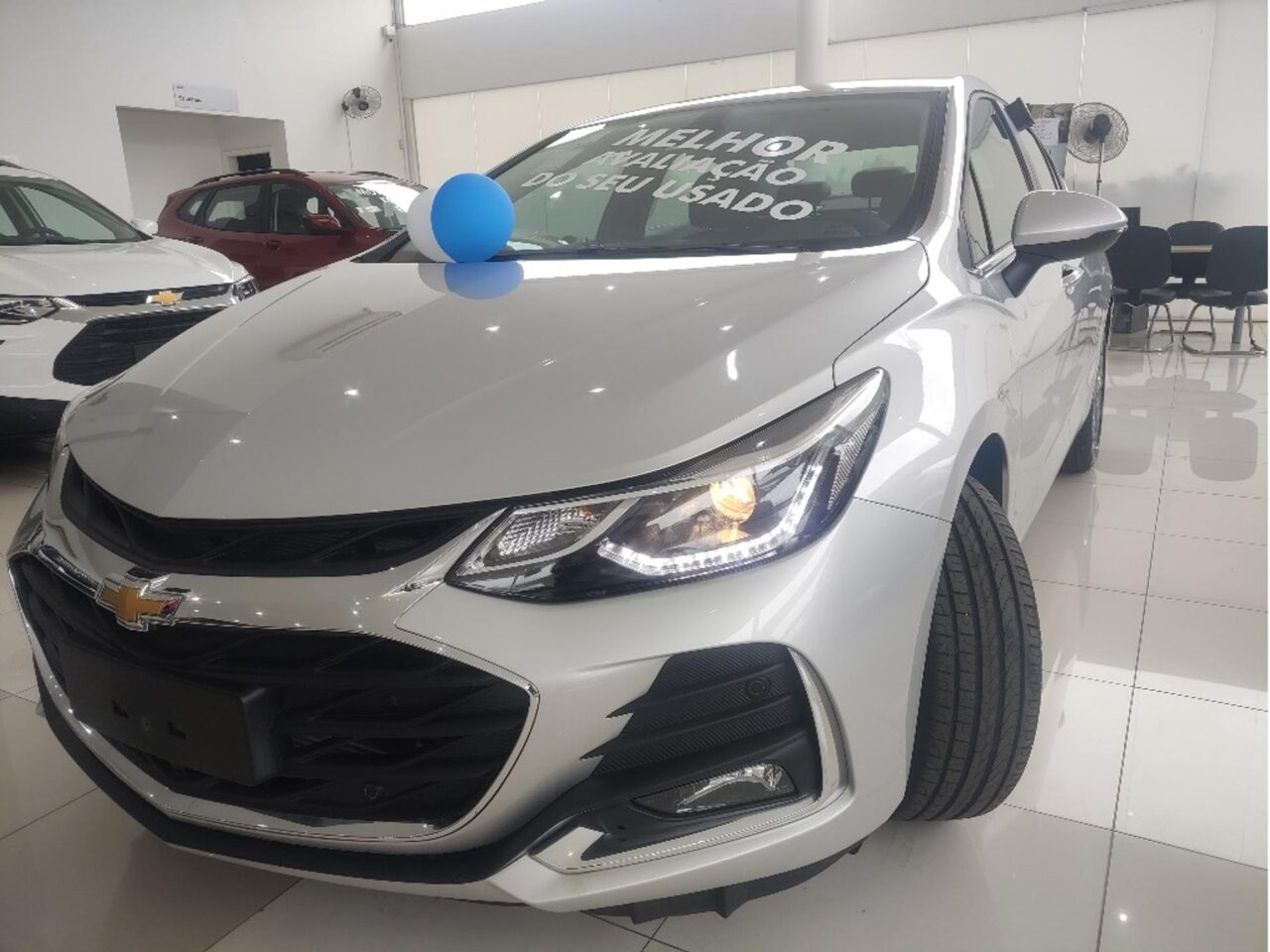 chevrolet cruze 1.4 turbo ltz 16v flex 4p automatico wmimagem15505332113 1 Com uma lista abrangente de equipamentos e um espaçoso interior, o Chevrolet Cruze Premier representa uma excelente opção no mercado