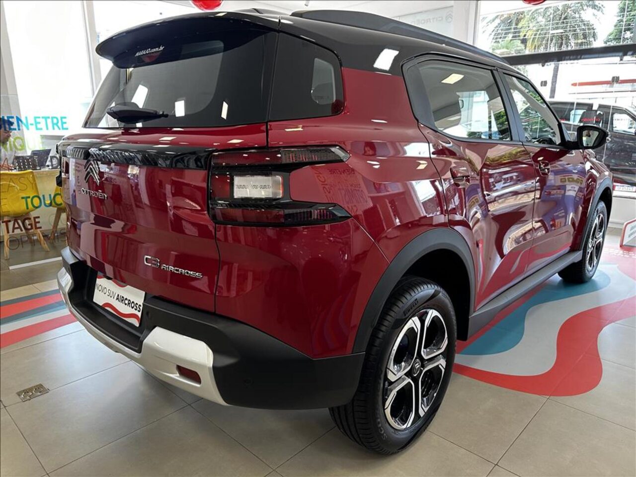 citroen c3 aircross 1.0 turbo 200 flex feel cvt wmimagem17595153261 1 Com motorização turbinada e uma boa relação custo-benefício, o Citroën C3 Aircross Feel Turbo 2024 representa a versão de entrada