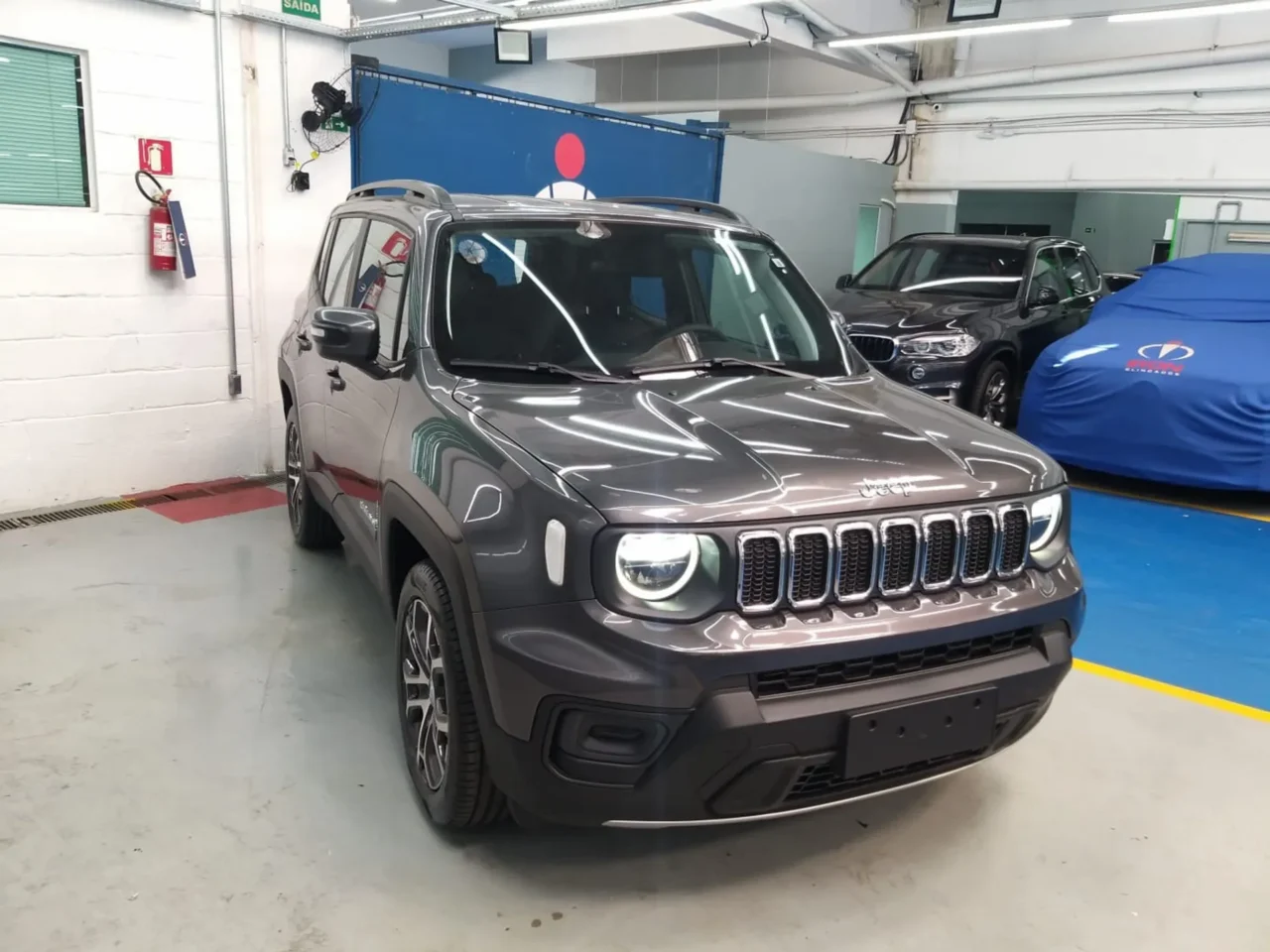 jeep renegade 1 3 t270 turbo flex longitude at6 wmimagem14592720674 1 Com um desconto bem generoso, o Jeep Renegade Longitude possui uma tabela de preços atualizada para janeiro de 2024, destinada a pessoas com deficiência