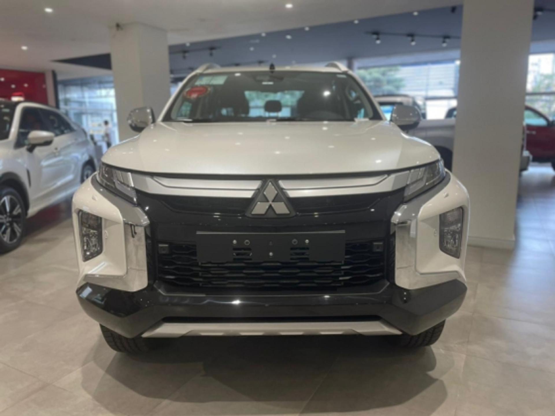 Mitsubishi L200 Triton Sport HPE 2024