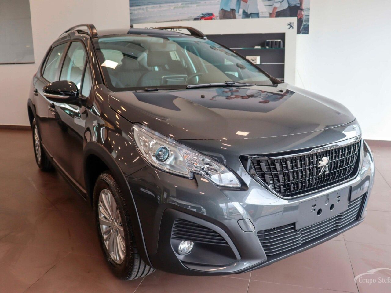 peugeot 2008 1.6 16v flex allure 4p automatico wmimagem14511965534 1 O Peugeot 2008 Allure, mesmo sendo uma versão de entrada, representa o modelo inicial do SUV no mercado nacional e oferece uma boa lista de equipamentos