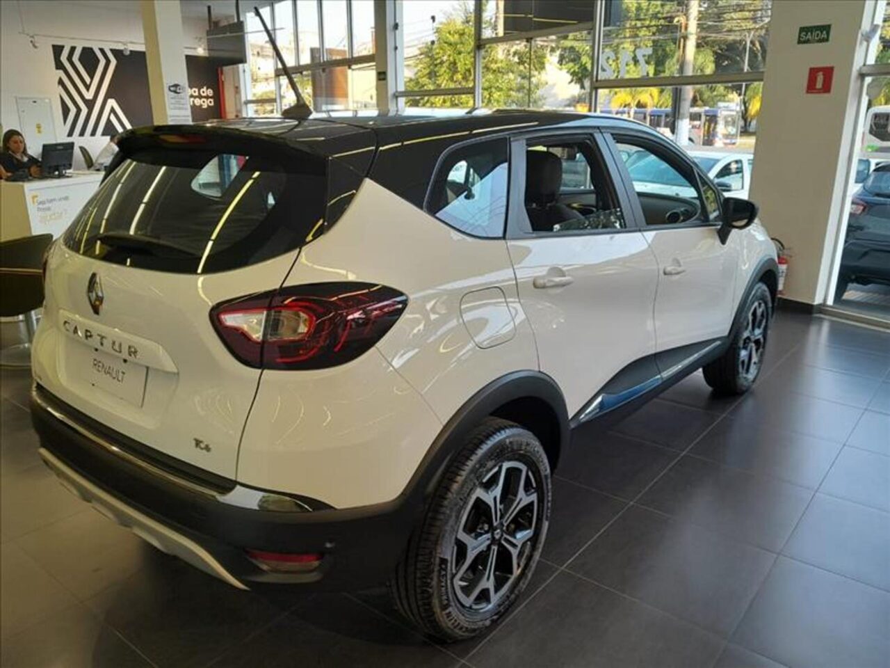 Renault Captur Zen 2024