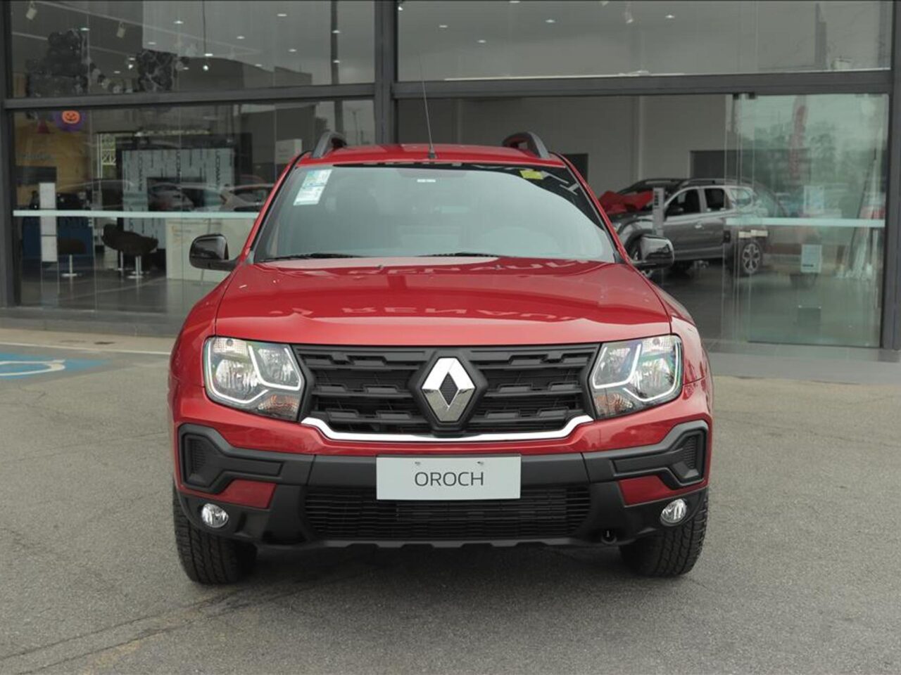 renault oroch 1.6 16v sce flex intense manual wmimagem14574998661 Com um excelente custo-benefício, o Renault Oroch Intense 2024 possui uma boa capacidade de carga, apesar de não vir com motor turbo nesta versão