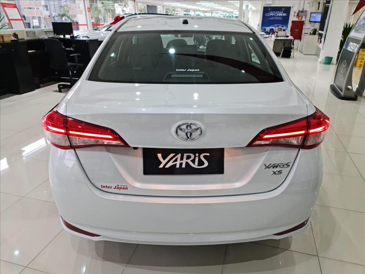 Toyota Yaris Sedan XS 2024