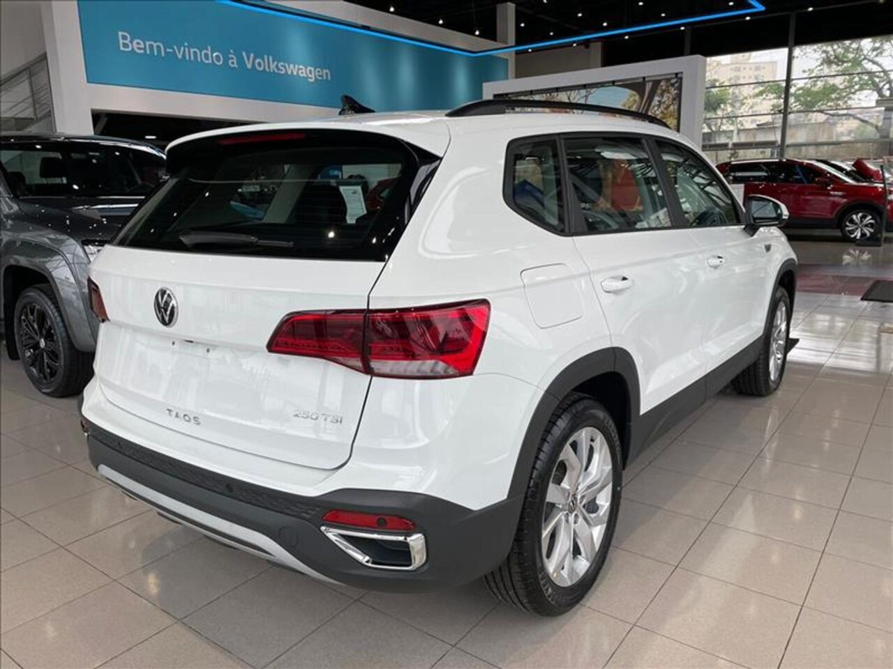 volkswagen taos 1.4 250 tsi total flex comfortline automatico wmimagem18561217274 1 Mesmo sendo uma versão de entrada, o Volkswagen Taos Comfortline possui uma boa lista de equipamentos e uma boa relação custo-benefício