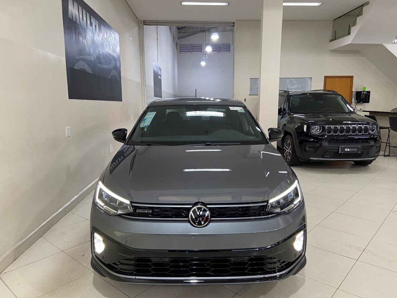 volkswagen virtus 1.4 250 tsi exclusive automatico wmimagem17045299866 1 Com boa motorização, desempenho, espaço interno e no porta-malas, o Volkswagen Virtus Exclusive 2024 apresenta um preço elevado e um acabamento que não atende às expectativas