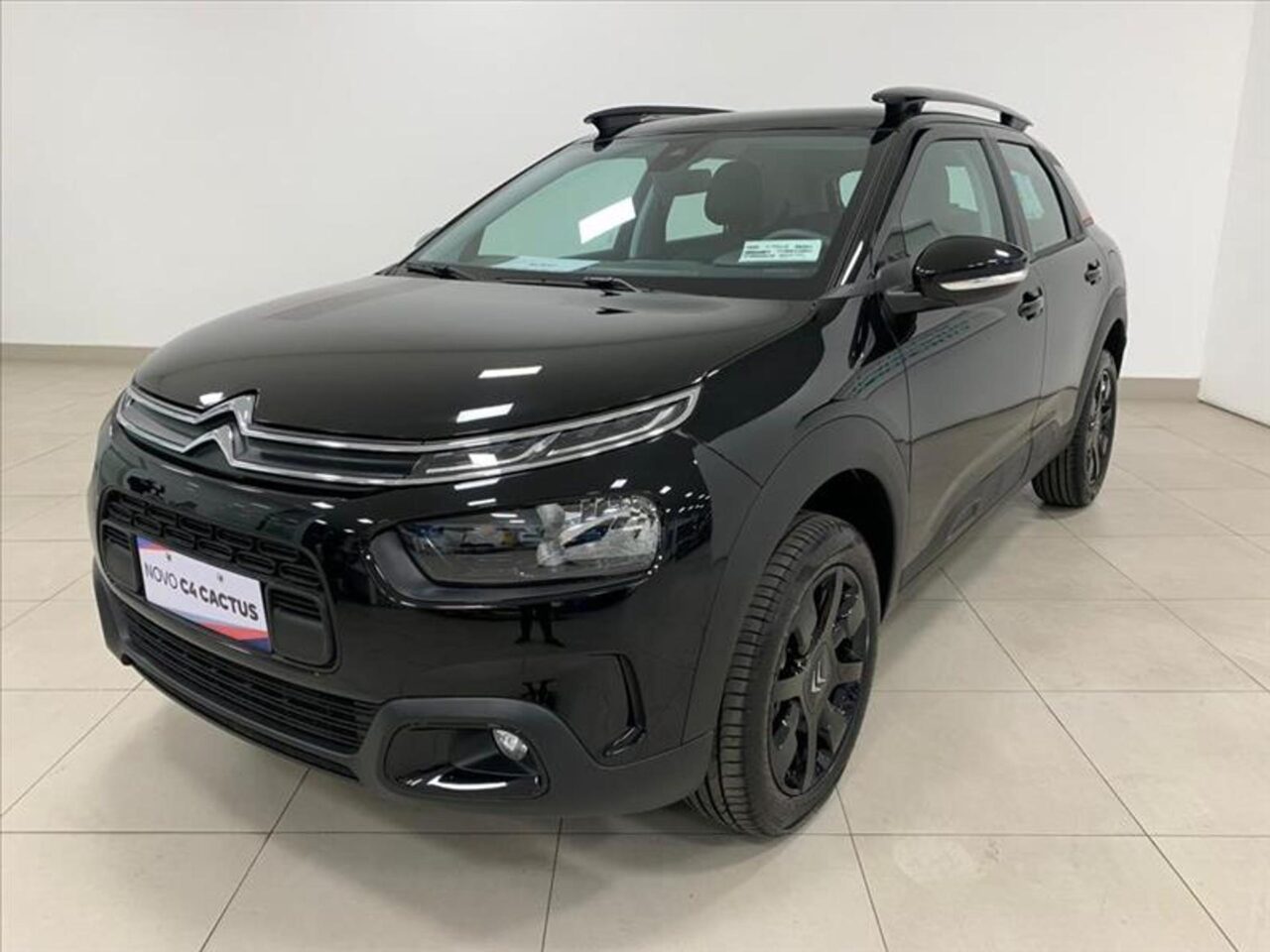 citroen c4 cactus 1.6 thp flex noir eat6 wmimagem15465760235 1 Com ótima relação custo-benefício e avançada tecnologia, o Citroën C4 Cactus Feel Pack 2024 representa uma excelente escolha no mercado