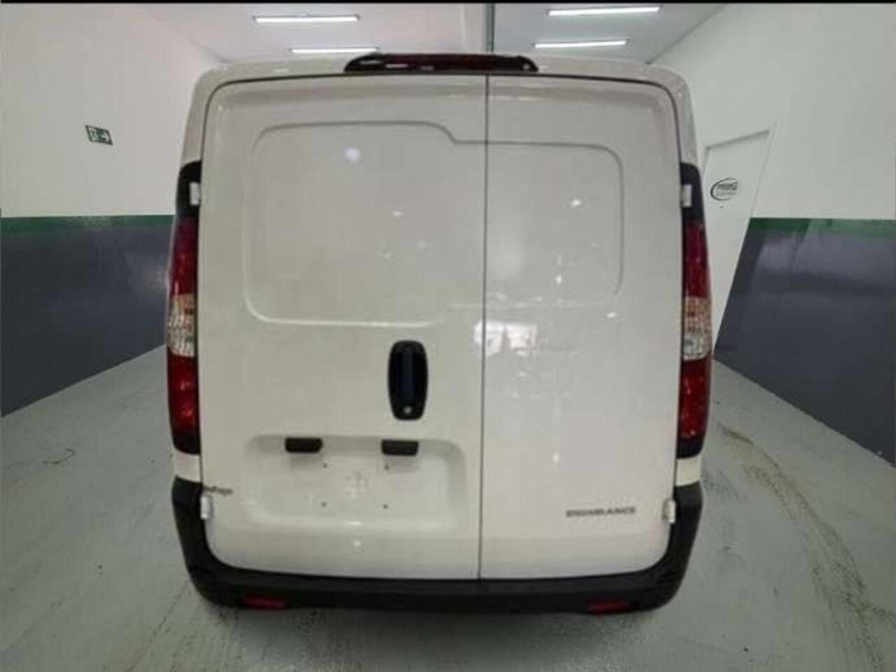 fiat fiorino 1.4 mpi furgao endurance 8v flex 2p manual wmimagem15361466230 Com boa capacidade de carga e uma lista de equipamentos satisfatória, a Fiat Fiorino 2024 possui atributos positivos para manter-se em destaque nas vendas do segmento