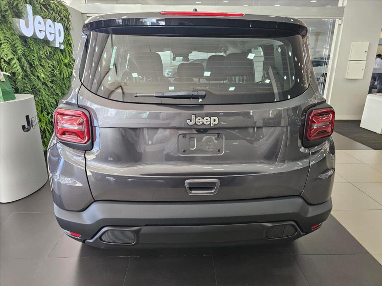 Jeep Renegade Sport PcD 2024