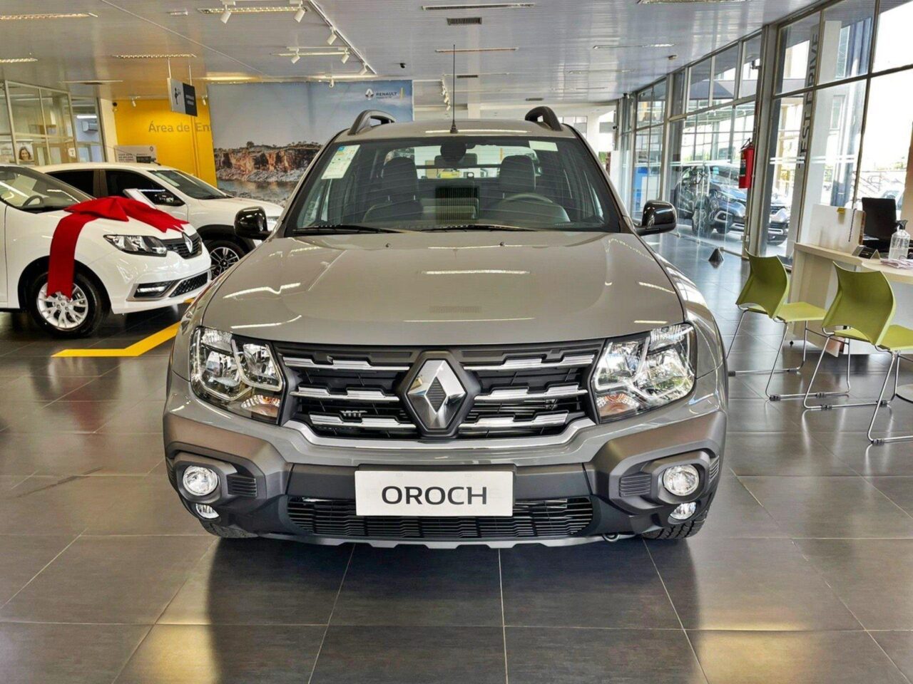 renault oroch 1.3 tce flex outsider xtronic wmimagem16474145839 1 Com um bom custo-benefício, o Renault Oroch Outsider 2024 oferece uma lista de equipamentos bastante completa