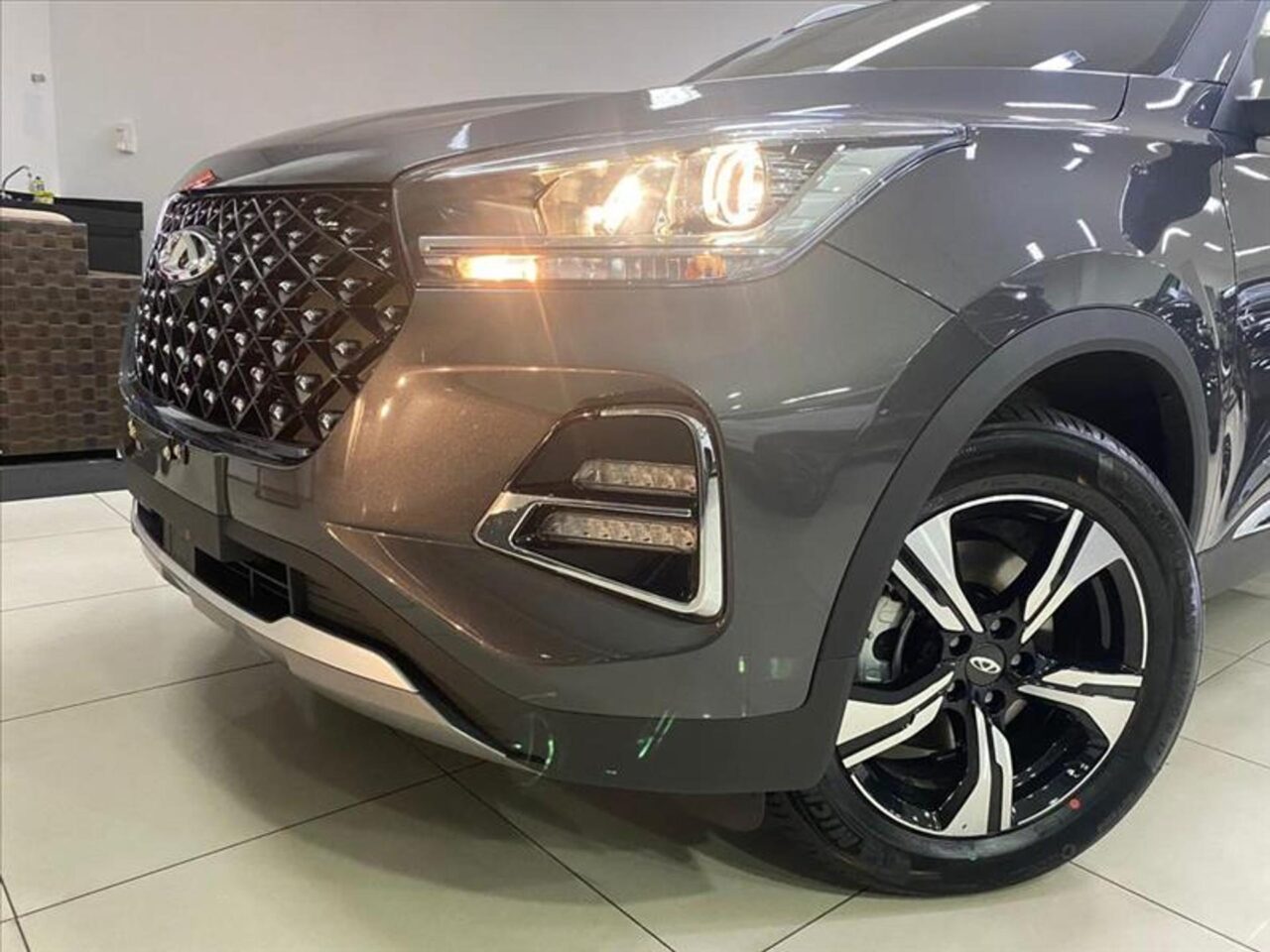 caoa chery tiggo 5x 1.5 vvt turbo iflex sport cvt wmimagem09492482498 Com um bom custo-benefício e amplo espaço interno, o Caoa Chery Tiggo 5X Sport 2025 chega ao mercado nacional