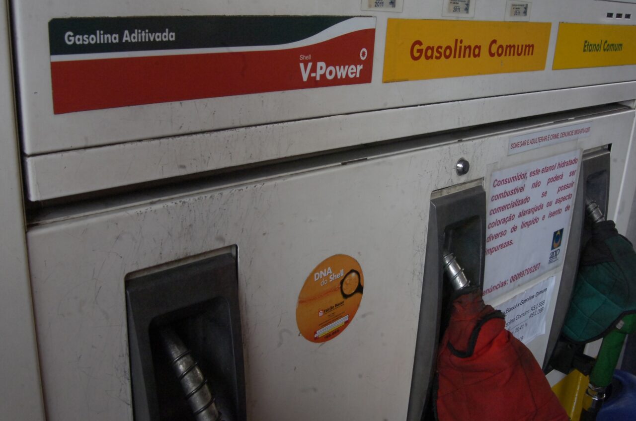 gasolina aditivada é a melhor opção para pegar estrada