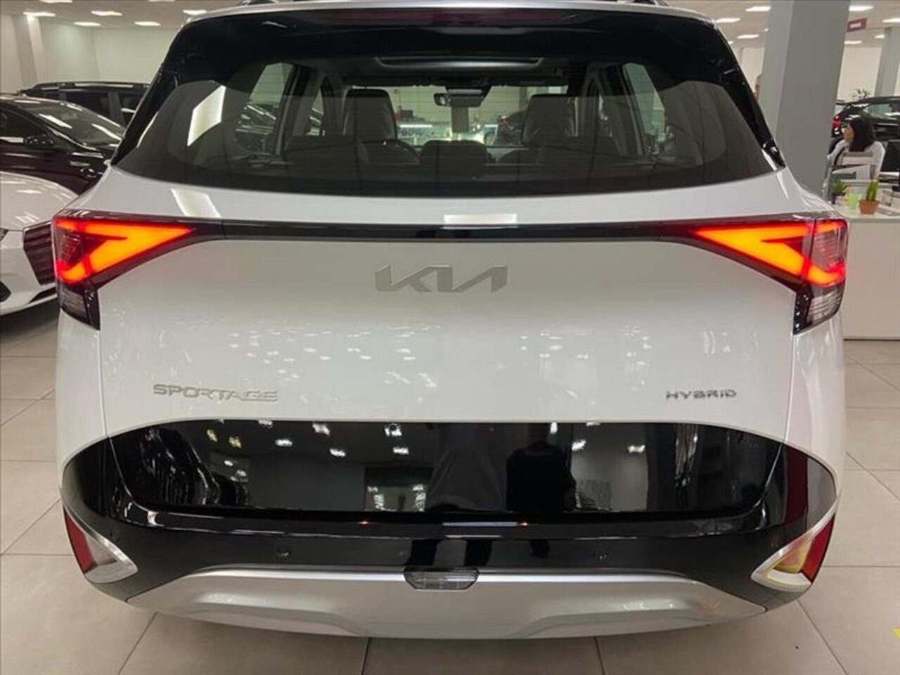 kia sportage 1.6 tgdi mhev ex prestige dct wmimagem19233037087 Com motorização híbrida e uma ampla lista de equipamentos, o Kia Sportage 2024 apresenta bons atributos, porém com um preço elevado