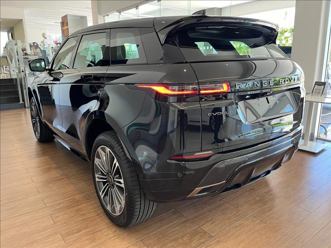 Range Rover Evoque 2024