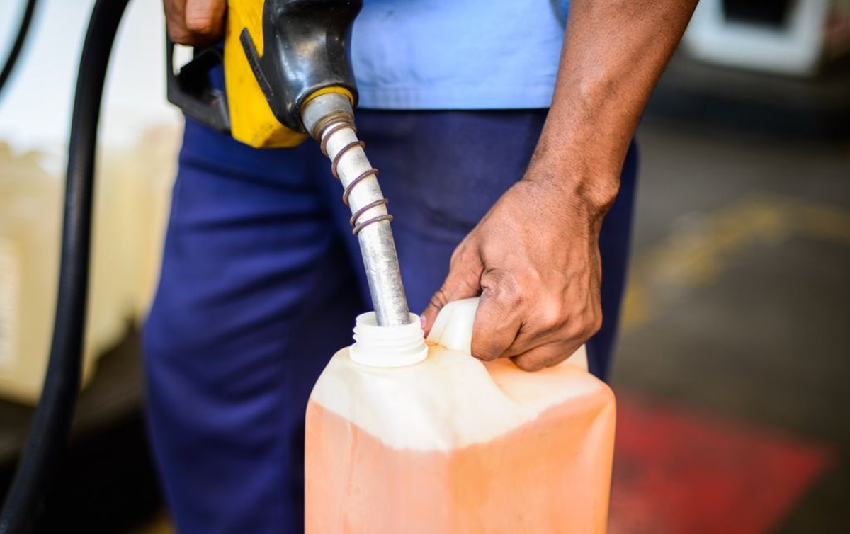 Gasolina comum é igual em todos os postos